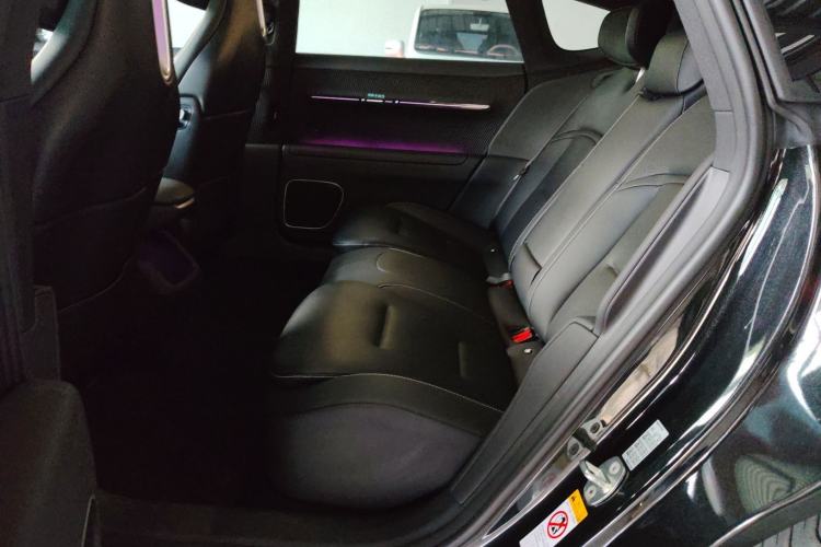 Used  12 2025 Ultra Extended-Range Edition
