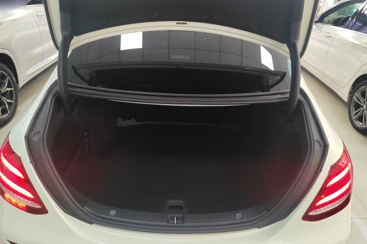 Used Mercedes-Benz E-Class 2017 E 300 L Sport Luxury Edition