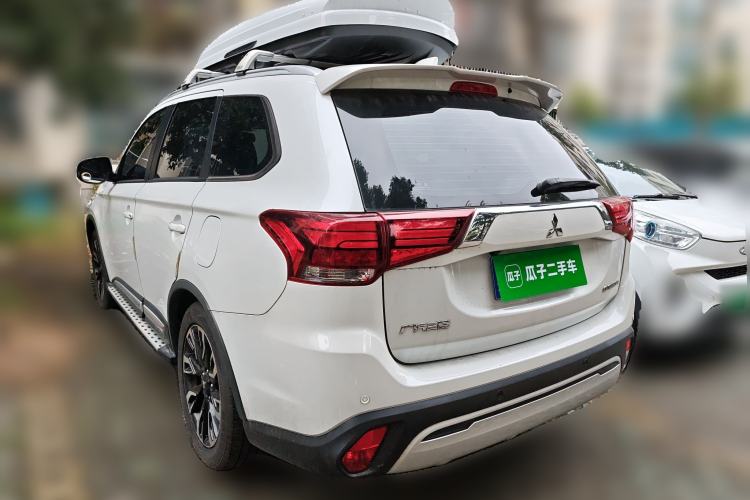 Used Mitsubishi Outlander 2019 2.0L Two-Wheel Drive Comfort Edition 5 Seats China VI Standard