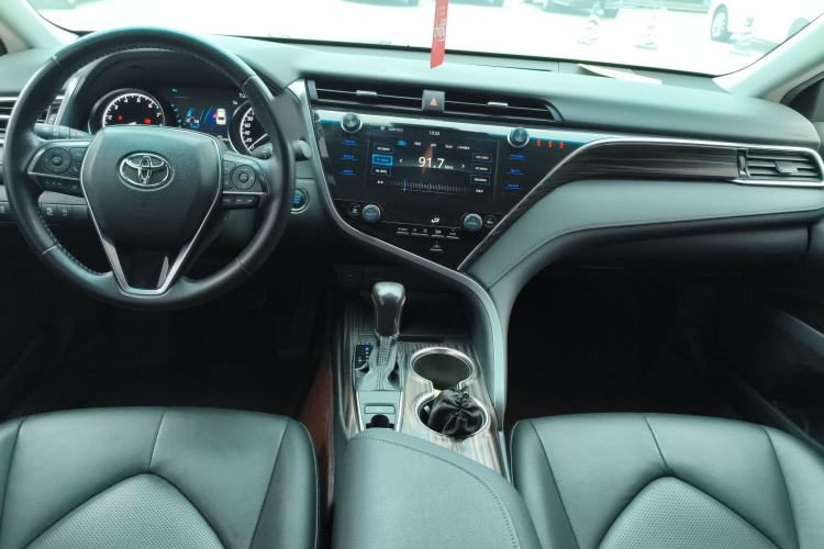 Used Toyota Camry 2019 2.0G Luxury Edition China VI Standard