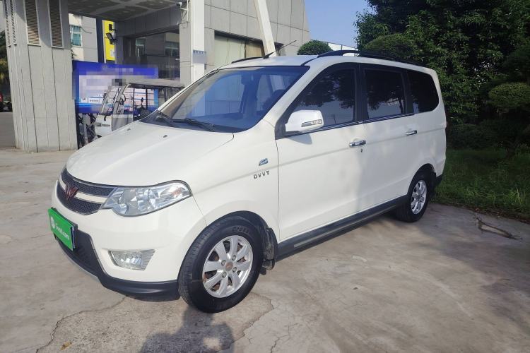 Used Wuling Hongguang 2014 1.2L S Comfort Model China IV
