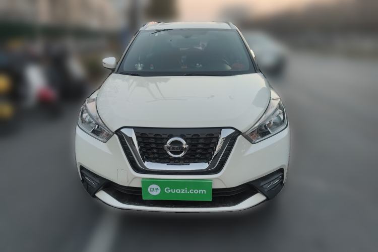 Used Nissan Kicks 2018 1.5L CVT Smart Connect Luxury Edition
