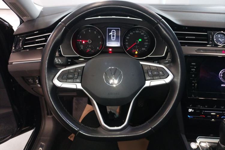 Used Volkswagen Magotan 2020 330TSI DSG Leading Model
