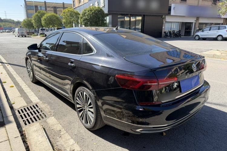 Used Volkswagen Passat 2019 380TSI Luxury Edition China VI Standard

