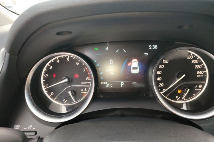 Used Toyota Camry 2023 2.0G Luxury Edition
