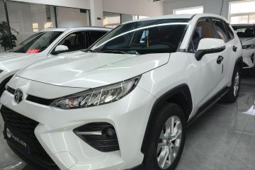 Used Toyota Wildlander 2022 Updated Version 2.0L CVT Two-Wheel Drive Leading Edition