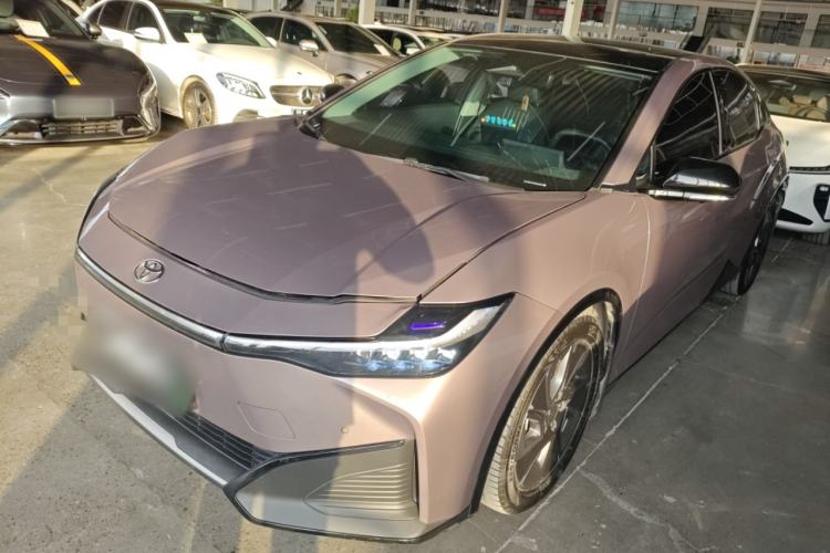 Used Toyota bZ3 2023 616 km Long-Range Premium