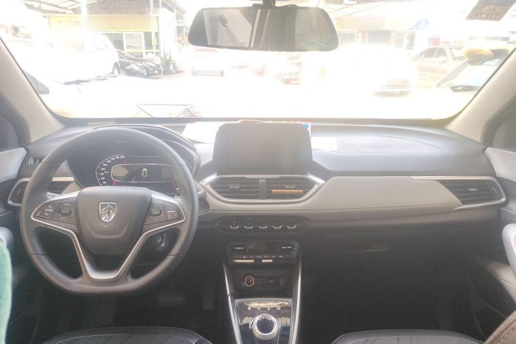 Used Baojun 510 2017 1.5L Automatic Fashion Model