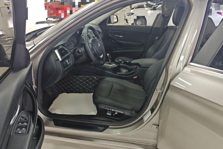 Used BMW 3 Series 2017 320Li Fashion Model
