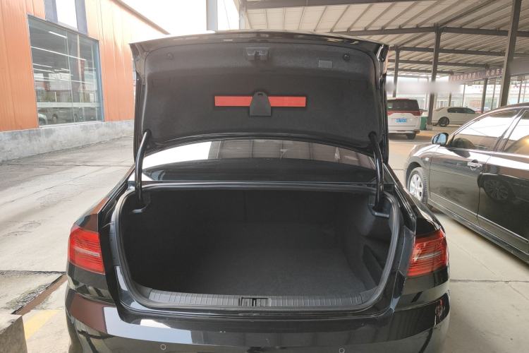 Used Volkswagen Magotan 2018 280TSI DSG Leading Model
