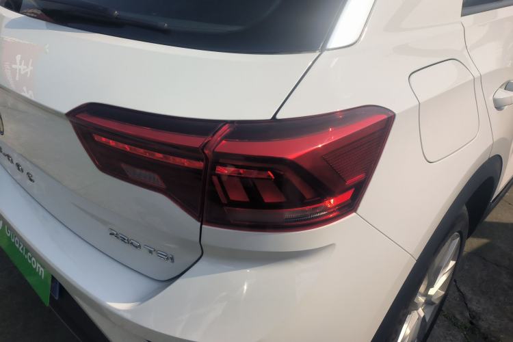 Used Volkswagen T-ROC 2020 280TSI DSG Two-Wheel-Drive Elite Version
