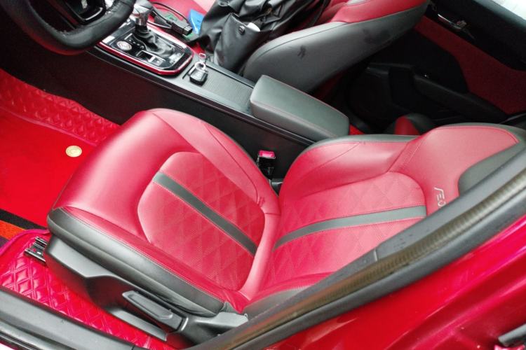 Used Dongfeng Aeolus Yixuan 2021 230T Automatic Zuiying Knight Edition
