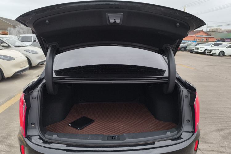 Used Hongqi E-QM5 2022 431 km Charge & Enjoy Edition
