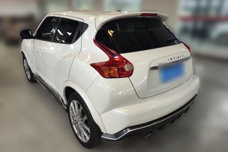 Used Infiniti ESQ 2014 1.6L Spontaneous Edition
