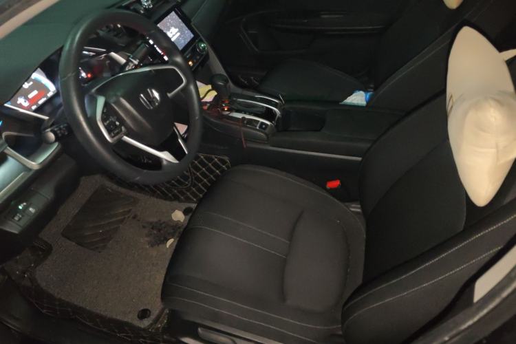 Used Honda Civic 2016 220TURBO CVT Luxury Edition
