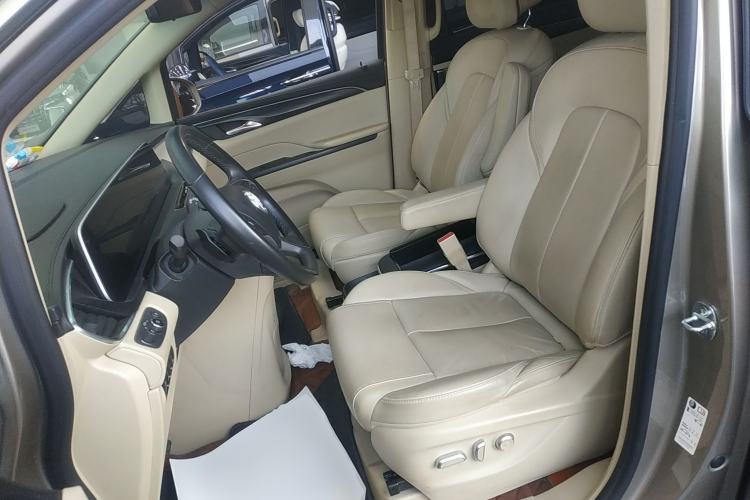 Used Buick GL8 2023 ES Lu Zun Deluxe Model
