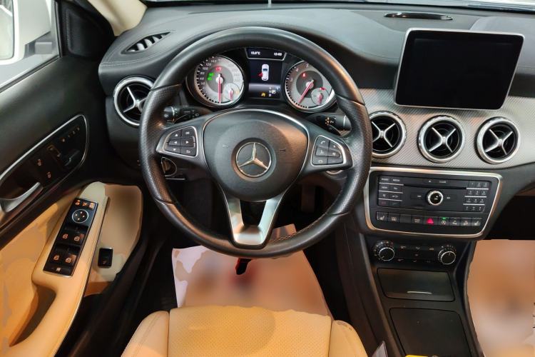 Used Mercedes-Benz GLA 2016 GLA 220 4MATIC Luxury Model