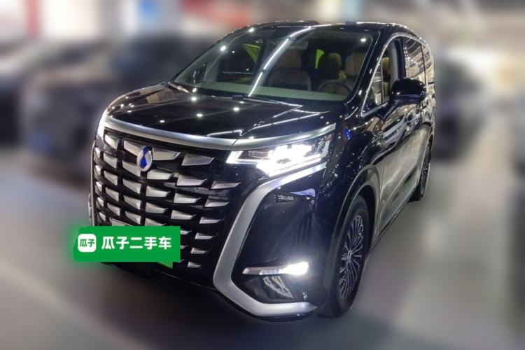 Used Denza D9 2022 DM-i 1040 Prestige Model