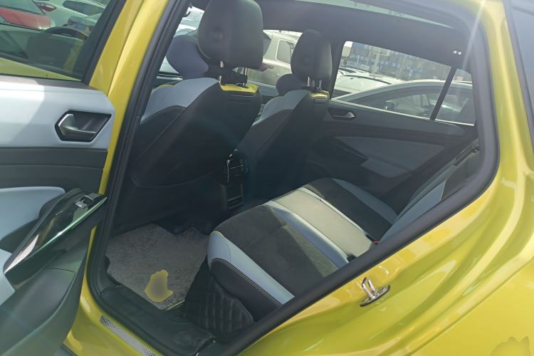 Used Volkswagen ID.4 X 2022 Smart Enjoyment Long-Range Edition