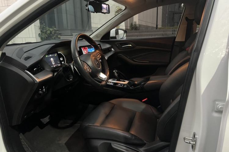 Used MG 5 2021 Revised 300TGI DCT Qingshè Luxurious Enjoyment Edition
