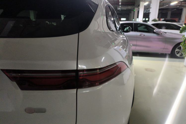 Used Jaguar F-PACE 2024 P250 R-Dynamic SE
