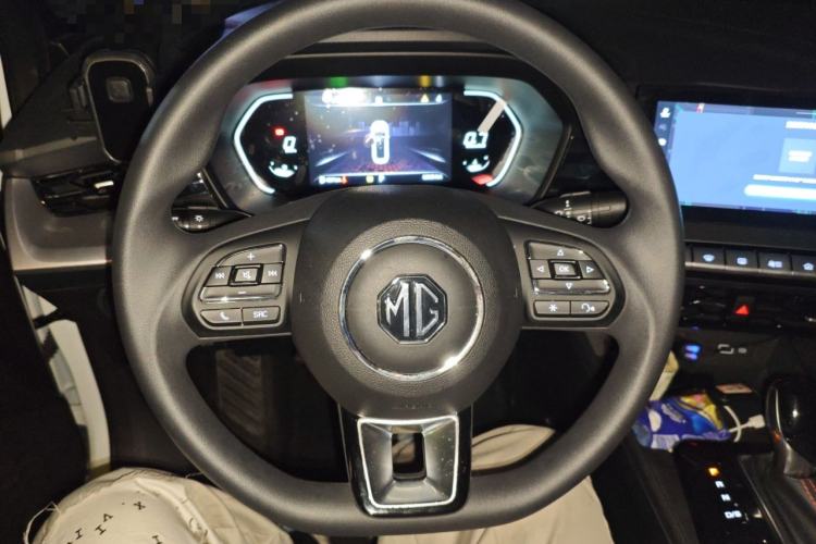 Used MG 5 2023 180 DVVT CVT Luxury Edition
