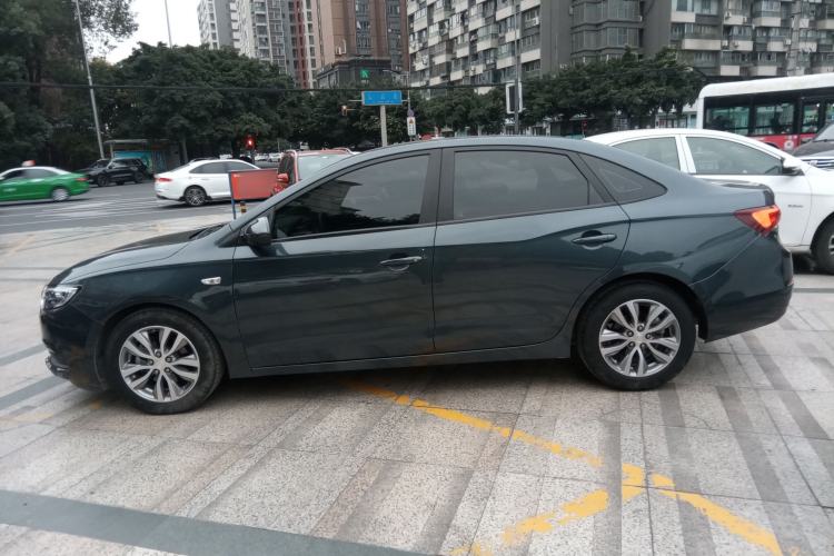 Used Buick GT 2021 1.3T Automatic Mild Hybrid Elite Version
