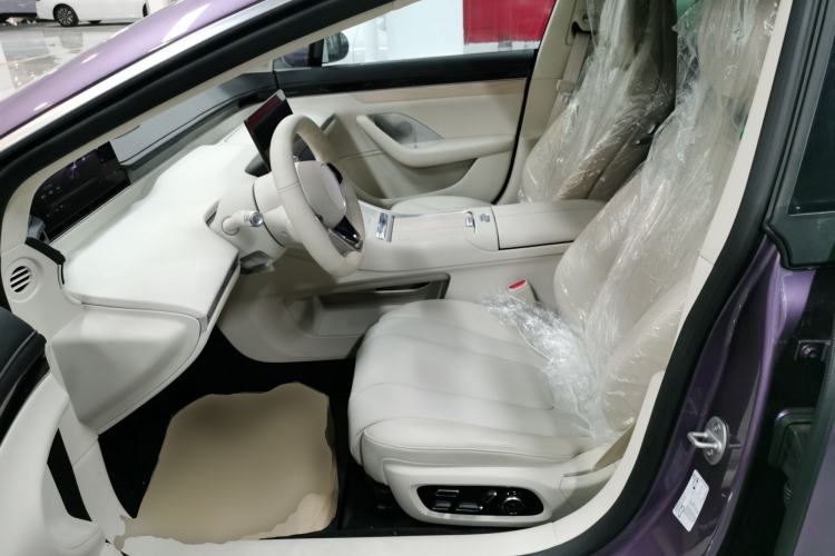 Used Hima Luxeed S7 2024 Pro Model
