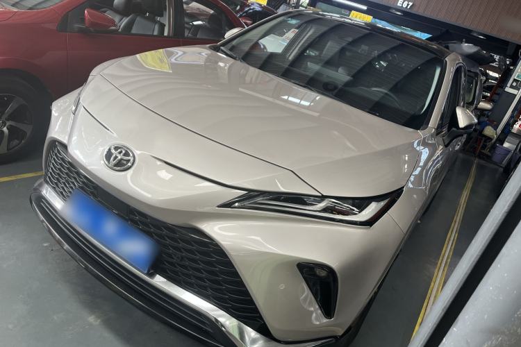 Used Toyota Venza 2022 2.0L CVT Two-Wheel Drive Prestige Edition
