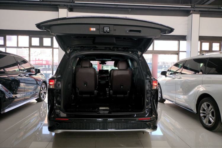 Used Toyota Granvia 2024 2.5L Hybrid Prestige PLUS Four-Wheel Drive Version