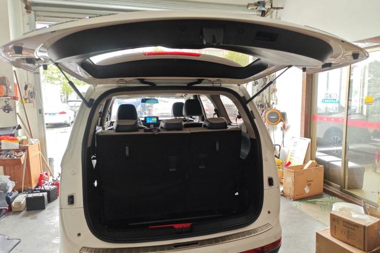 Used Baojun 730 2017 1.5T DCT Fashion Edition 7-Seater China V Emission Standard