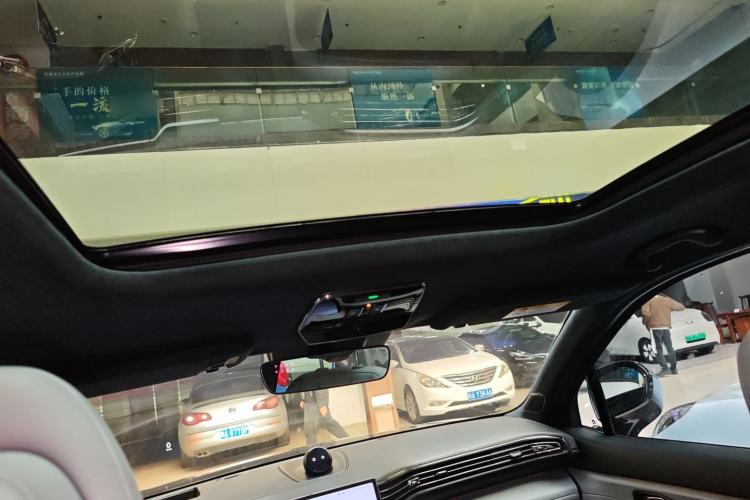 Used Nio ES8 2020 580 km Range Signature Edition Six-Seater Version
