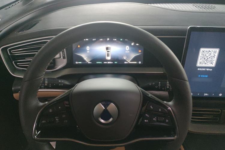 Used Denza D9 2024 DM-i 980 Four-Wheel Drive Prestige Model
