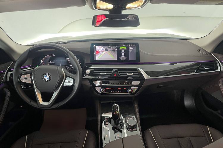 Used BMW 5 Series 2022 Second Facelift 525Li Luxury Package
