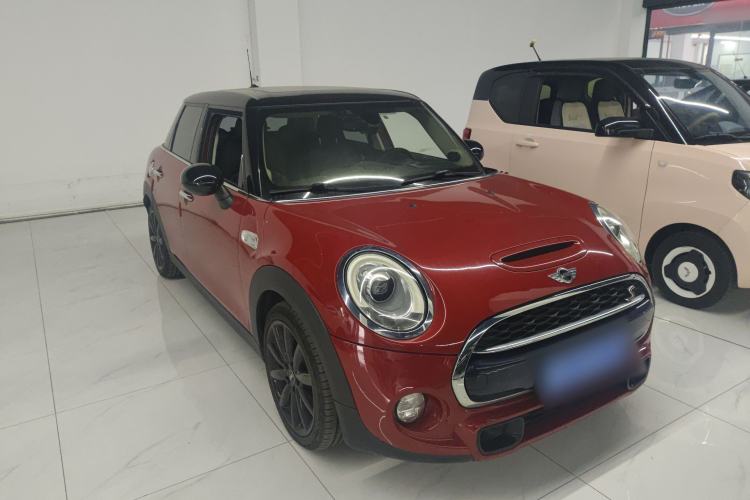 Used  MINI 2016 2.0T COOPER S Pioneer Edition Five-Door Model

