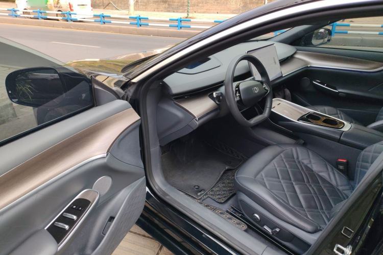 Used  A07 2024 Pure Electric "True Fragrance" Edition 515 Prestige Model