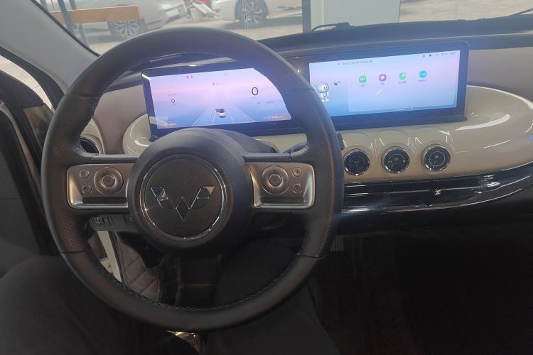 Used Wuling Bingo 2023 333 km Lingxi Connected Version