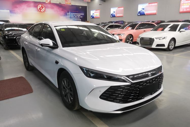 Used BYD Qin L 2025 DM-i Smart Drive 80KM Leading Model