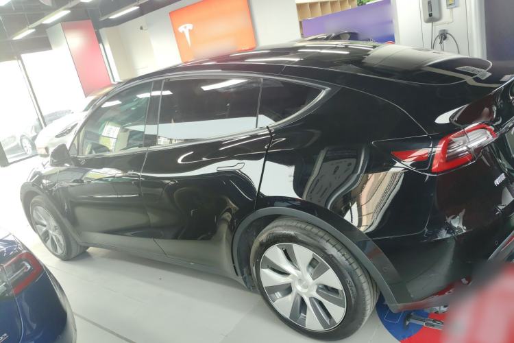Used Tesla Model Y 2022 Rear-Wheel-Drive Version
