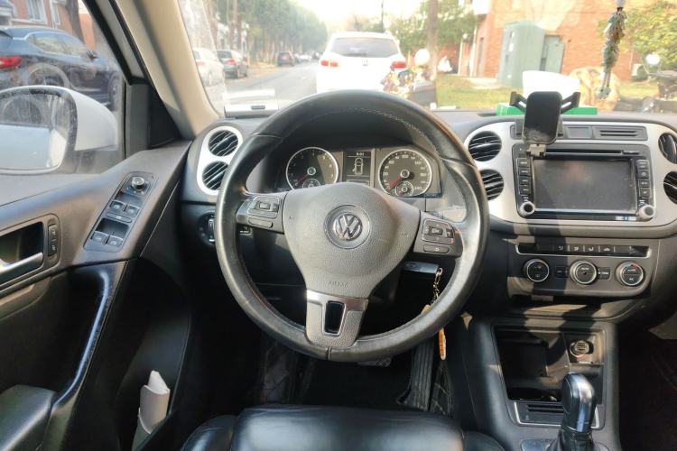 Used Volkswagen Tiguan 2015 1.8TSI Automatic Two-Wheel Drive Comfort Edition
