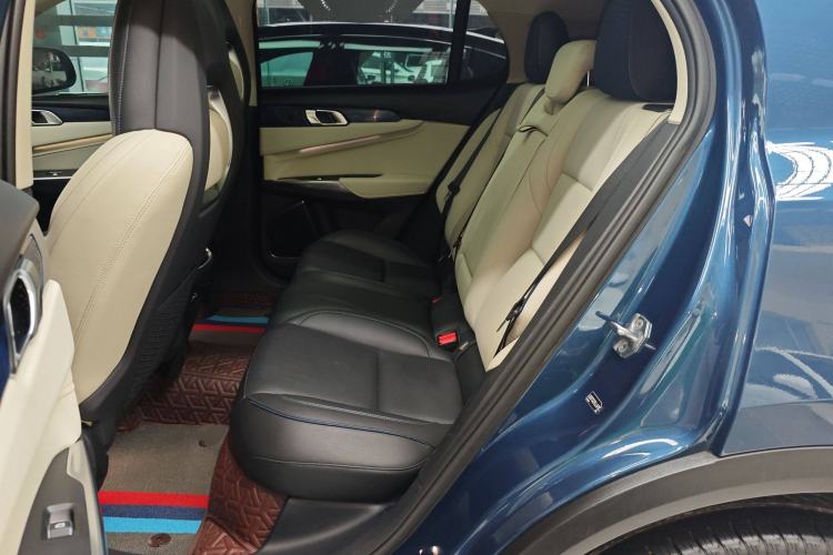 Used Lynk & Co 01 2019 2.0T Two-Wheel Drive Zhaopu Version China VI Standard
