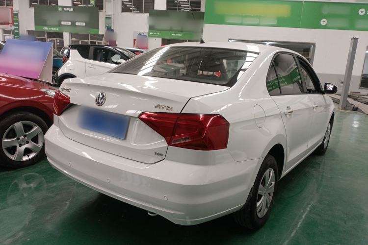 Used Volkswagen Jetta 2017 1.5L Manual Fashion Edition
