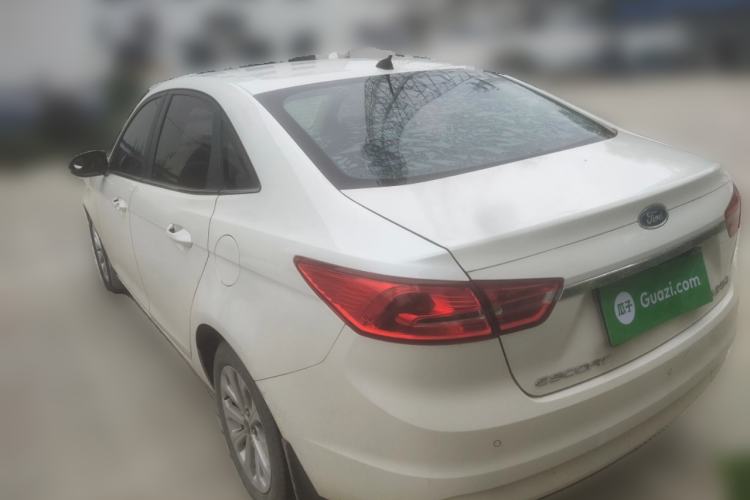 Used Ford Escort 2017 Happiness Edition 1.5L Automatic Fashion Version
