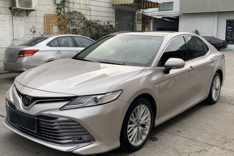 Used Toyota Camry 2018 2.5G Luxury Edition
