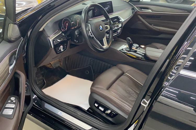 Used BMW 5 Series New Energy 2019 Updated 530Le Pioneer Edition
