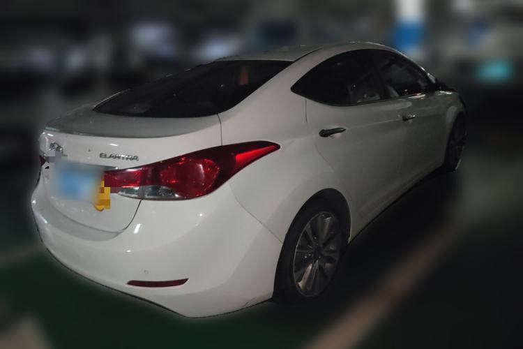 Used Hyundai Elantra 2015 1.6L Automatic Leading Model
