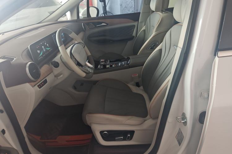 Used FORTHING Yacht 2024 1.5T DCT Guanhai Edition
