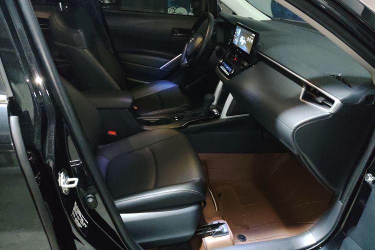 Used Toyota Corolla Cross 2024 2.0L Smart Electric Hybrid Dual-Engine Pioneer Edition
