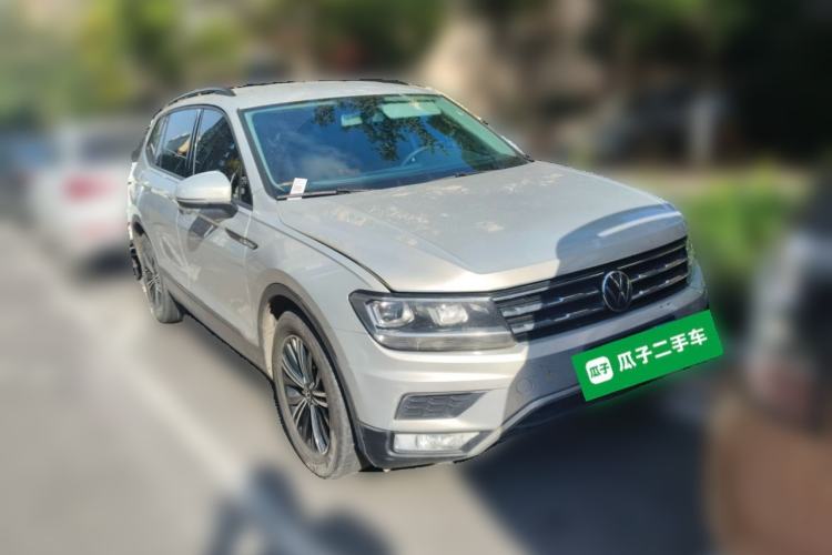 Used Volkswagen Tiguan L 2021 280TSI Automatic Two-Wheel Drive Smart Edition
