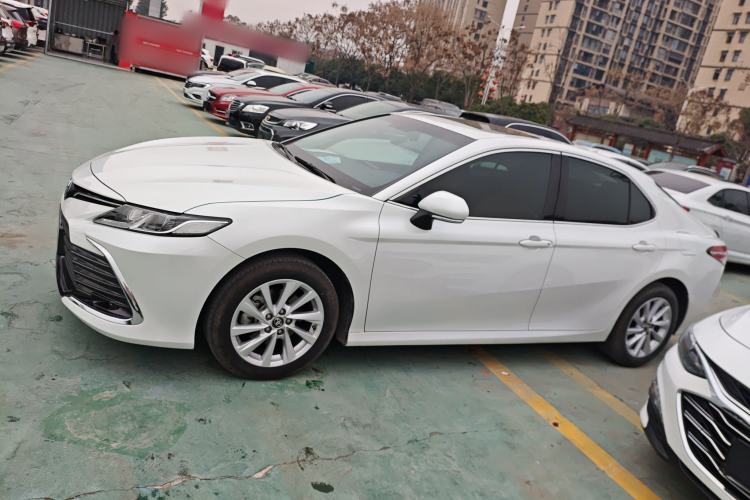 Used Toyota Camry 2022 2.0GVP Premier Edition
